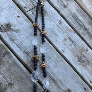 Elegant Black and Gold Necklace